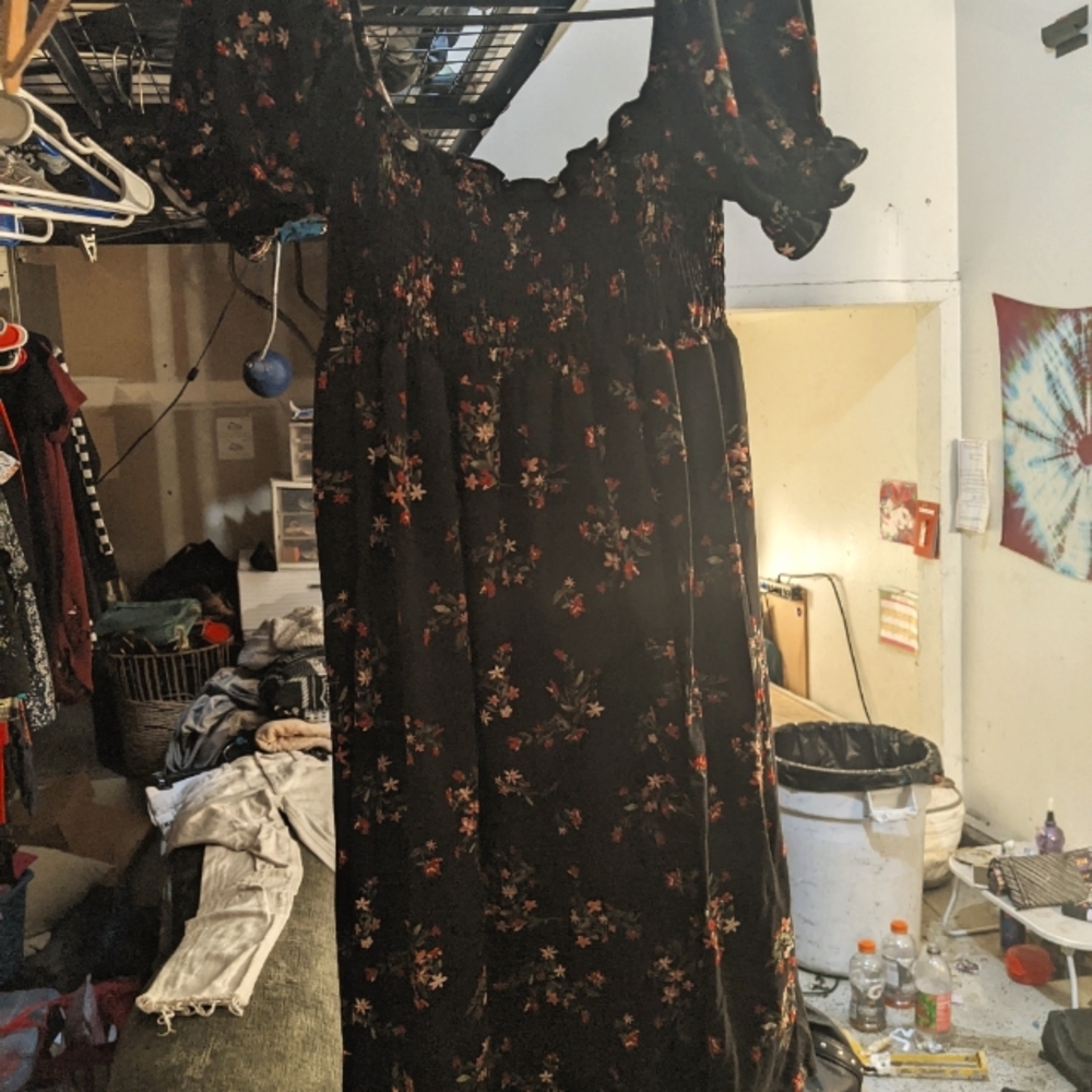 Heart & Hips Black Floral Off Shoulder Maxi Dress